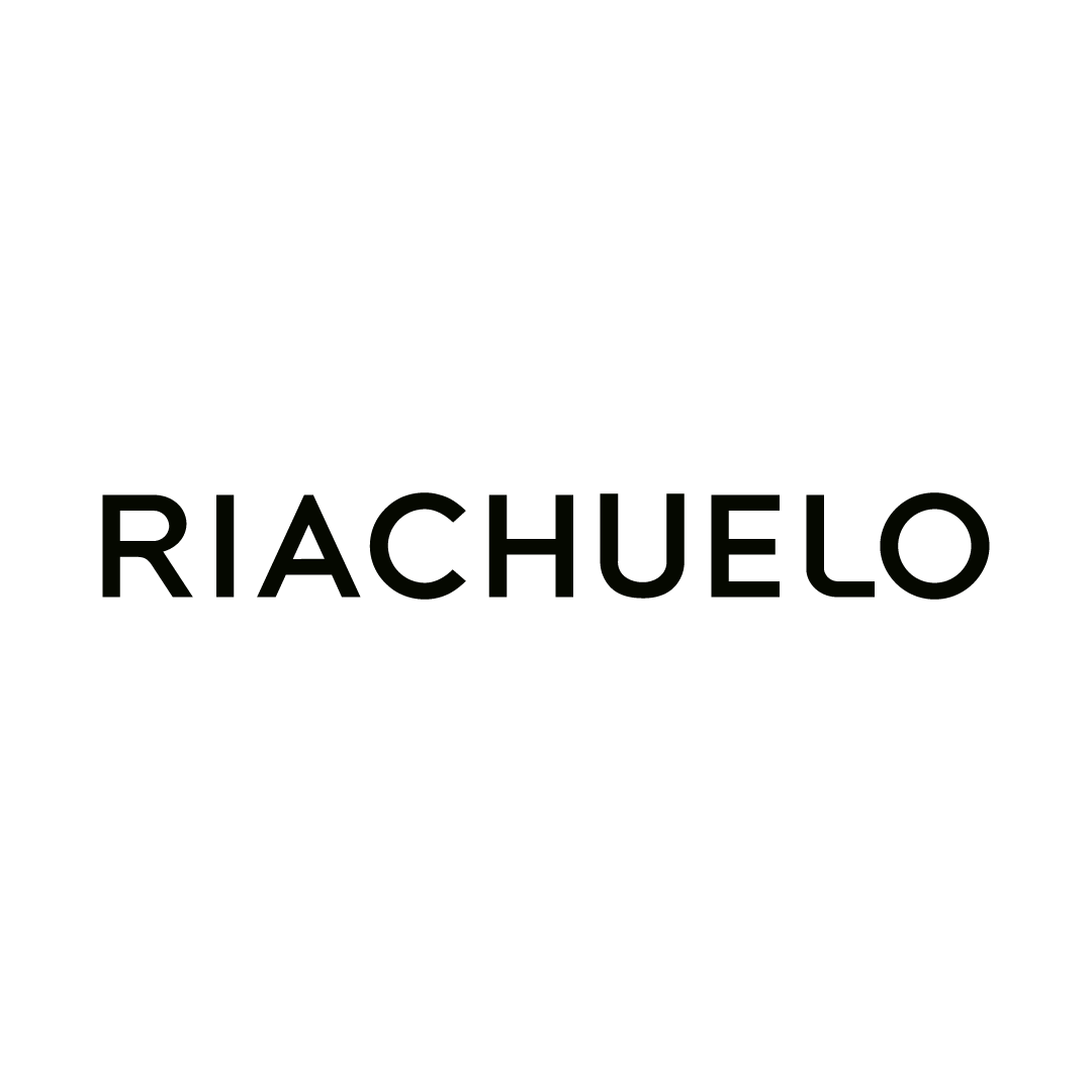 Logo Riachuelo